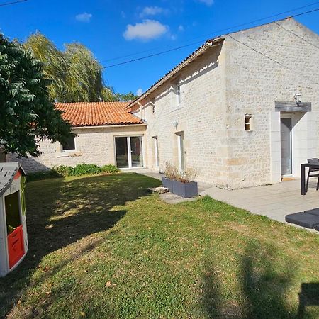 Le Gite De Malecot Gite Familial De 5 Personnes Coulon Zewnętrze zdjęcie